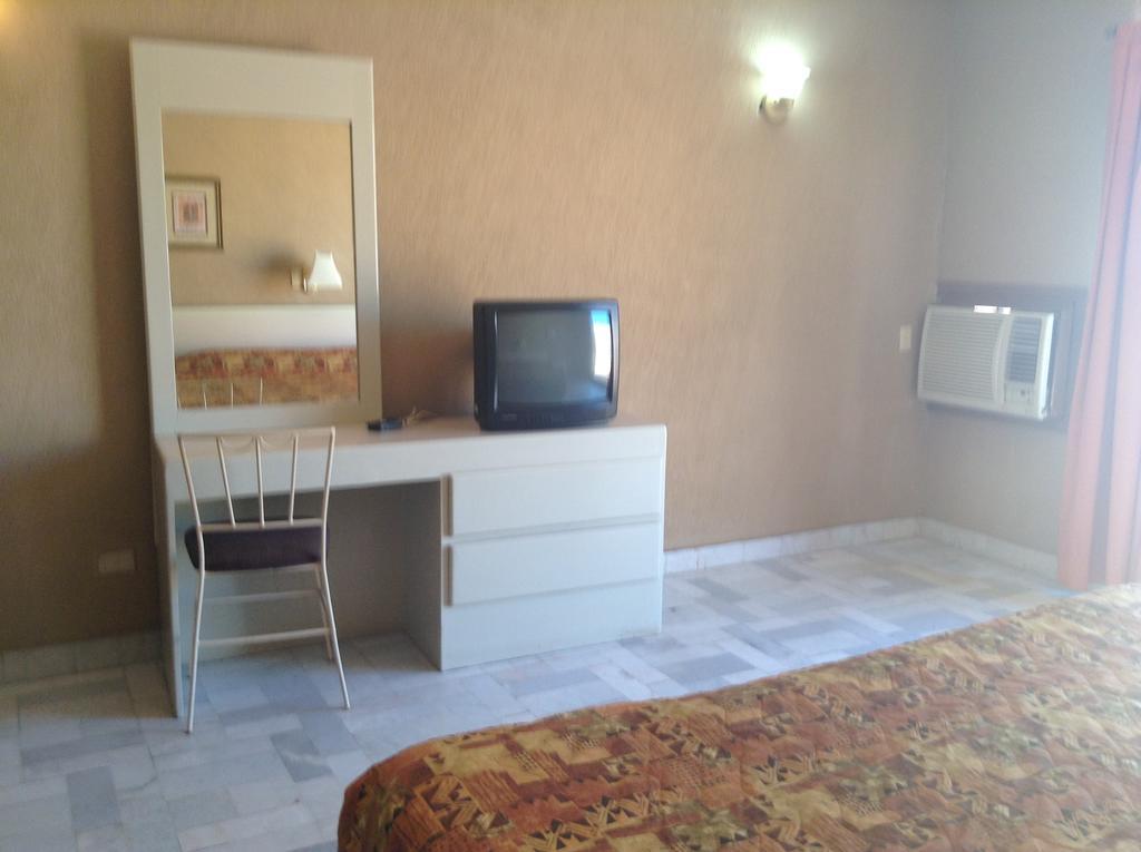 סן קרלוס Los Jitos Hotel & Suites חדר תמונה
