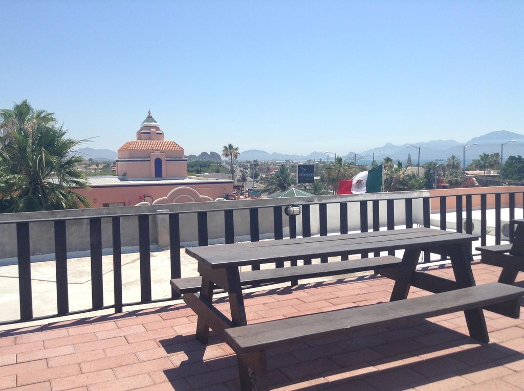 סן קרלוס Los Jitos Hotel & Suites מראה חיצוני תמונה