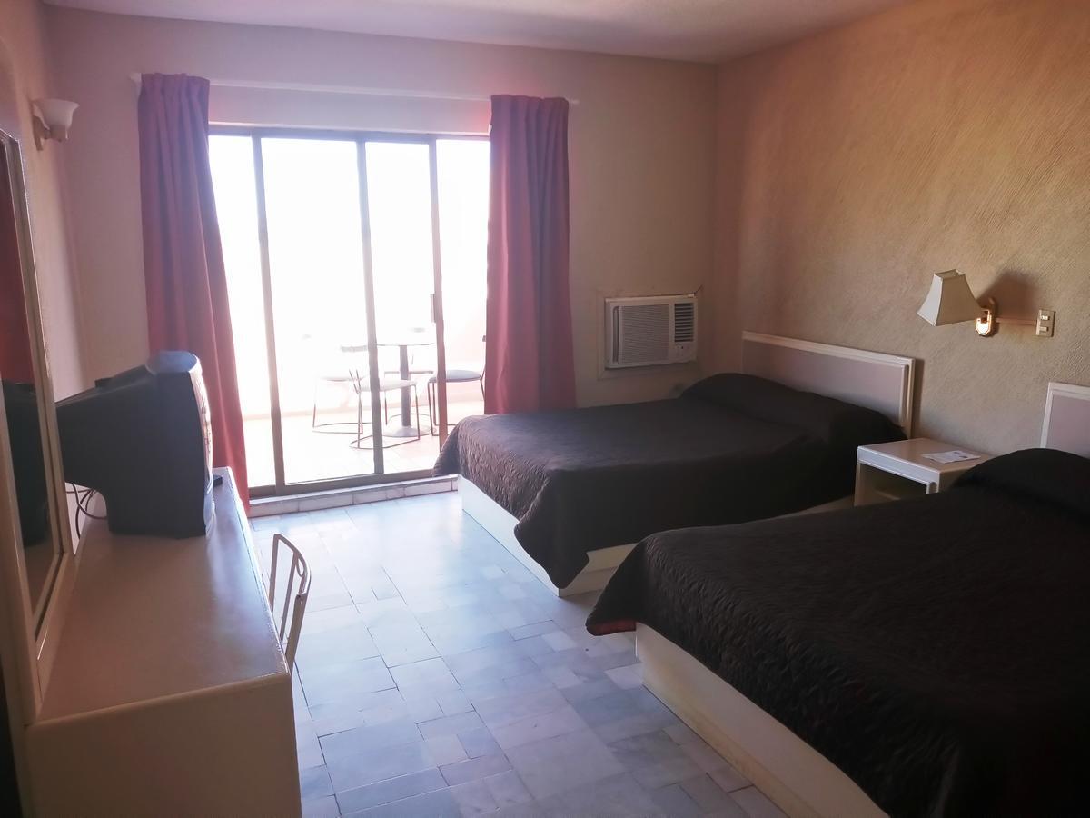 סן קרלוס Los Jitos Hotel & Suites מראה חיצוני תמונה