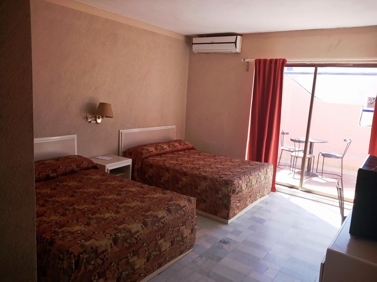 סן קרלוס Los Jitos Hotel & Suites מראה חיצוני תמונה